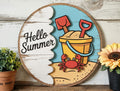 Hello Summer Beach Door Sign – Crab and Sand Bucket Wooden Decor, Coastal Summer Welcome Sign, Cute Seaside Porch Wall Art for Summer Vibes