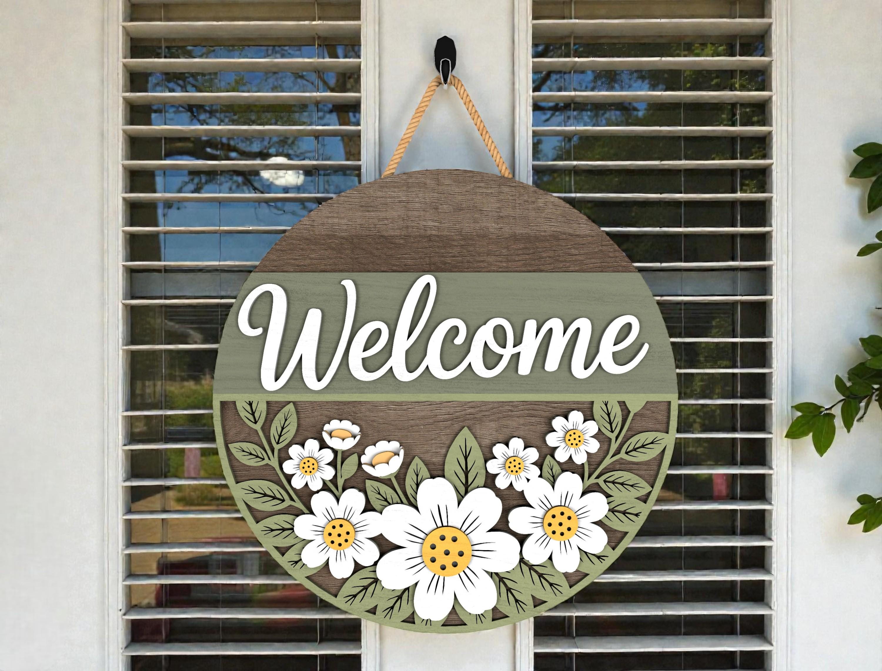 Daisy Welcome Sign | Round Wooden Door Hanger | Floral Porch Decor | Spring Front Door Wreath | New Home Housewarming Gift