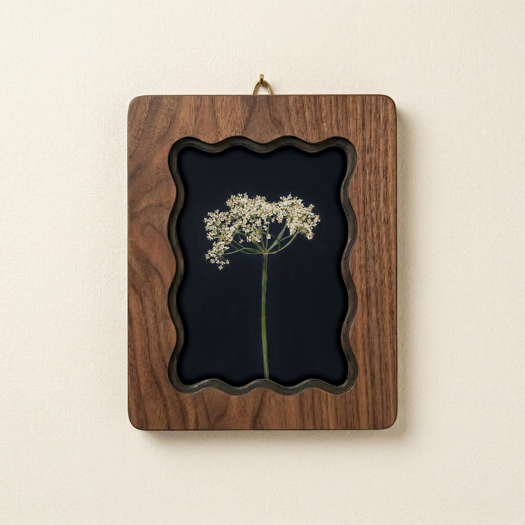 Pressed Flower Art in Scalloped Wood Frame, Botanical Herbarium Wall Decor, 3-Layer Plywood Floral Print, Minimalist Nature Gift for Her