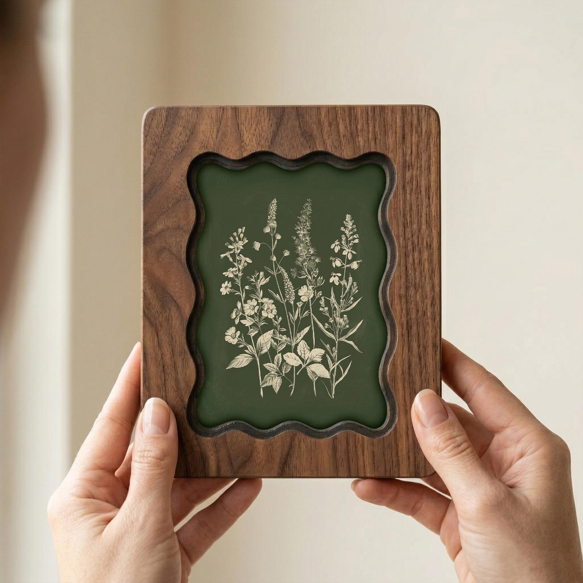 Scalloped Wood Frame, Wavy Photo Frame, Wooden Picture Frame, Botanical Art Frame, Tabletop Frame, Canvas Art Frame, Wall Hanging Frame