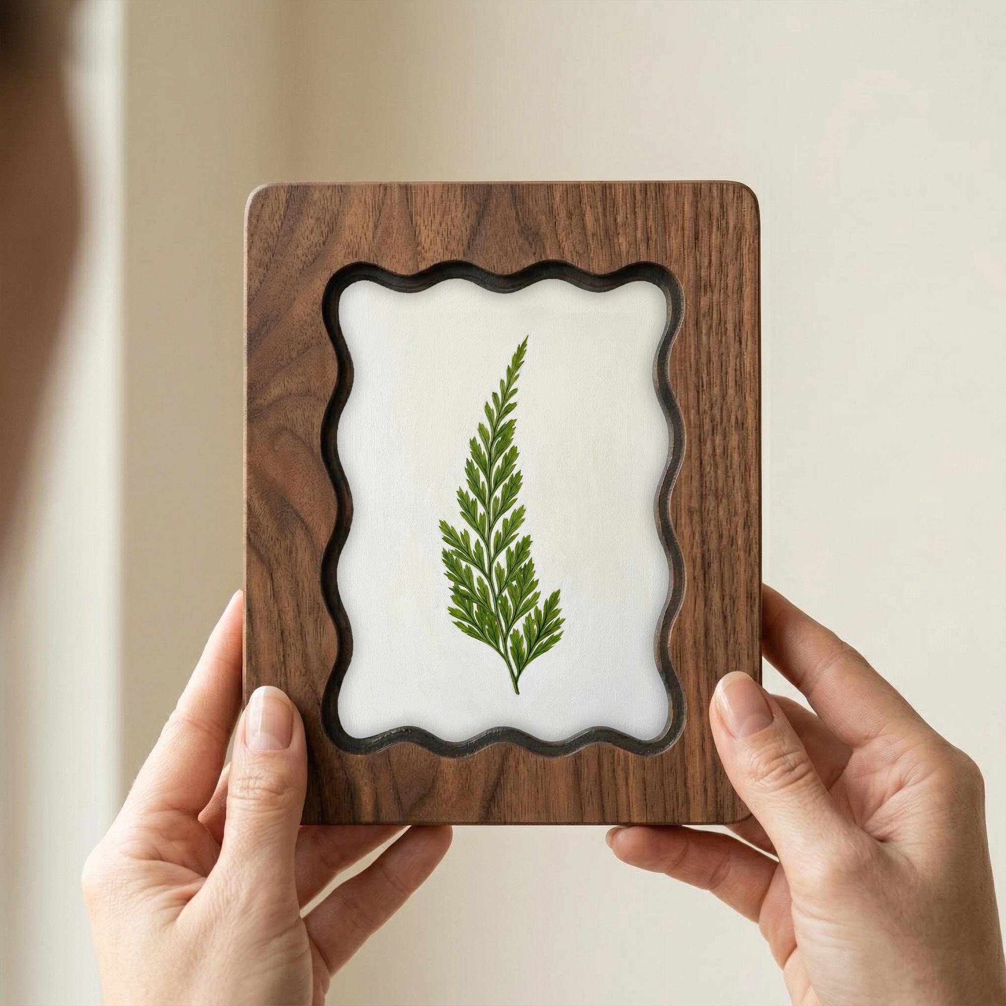 Green Fern Leaf Pressed Wall Art, Scalloped Walnut Plywood Frame, Botanical Fern Home Decor, 3-Layer Wood Foliage Artwork, Nature Lover Gift