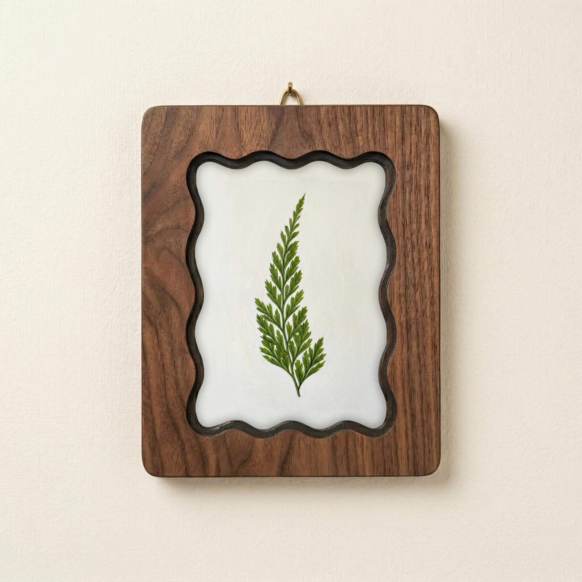 Green Fern Leaf Pressed Wall Art, Scalloped Walnut Plywood Frame, Botanical Fern Home Decor, 3-Layer Wood Foliage Artwork, Nature Lover Gift